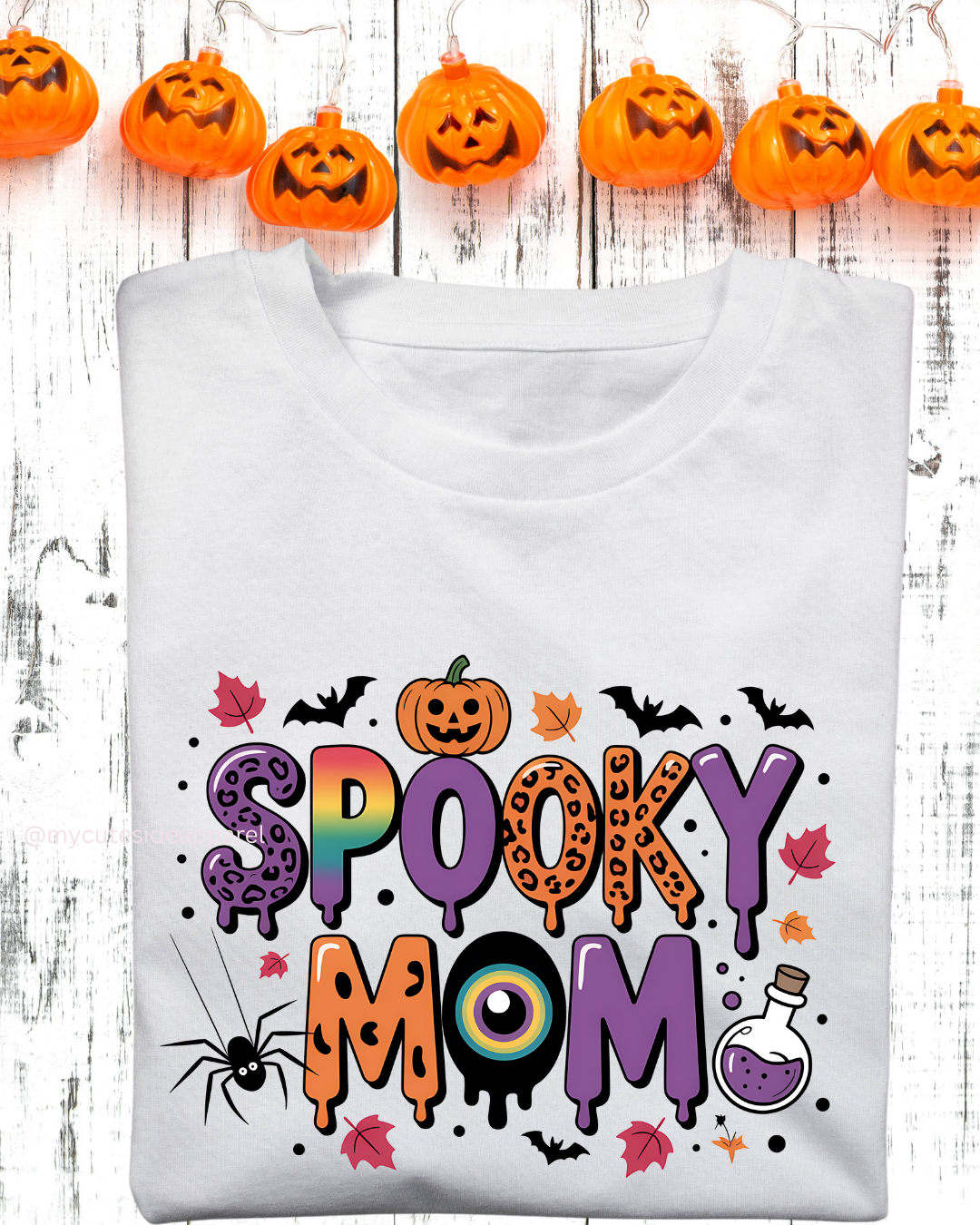 Halloween 2025 Spooky Mom Unisex T-Shirt